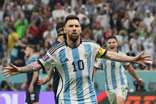 Messi tỏa sáng đưa Argentina vào chung kết