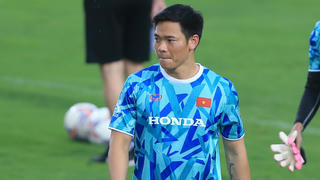 Thủ thành Nguyên Mạnh lỡ hẹn với 2 trận đấu FIFA Days 