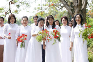 Phượng hồng tô sắc Xứ Tuyên