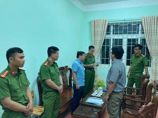 Đắk Nông: Khởi tố, tạm giam hiệu trưởng chiếm đoạt 800 triệu đồng tiền thu của học sinh