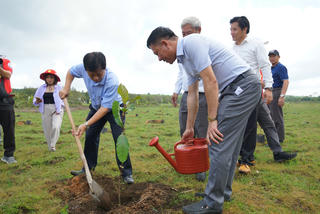 Hội Nhà báo Việt Nam trồng 3.300 cây xanh tại tỉnh Bình Phước