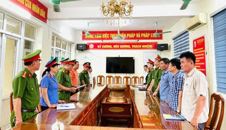 Bắt Bí thư chi bộ bán đất nghĩa trang