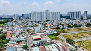 Thị trường địa ốc cần gỡ nhiều nút thắt