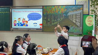 Trả lại giá trị đích thực cho giảng dạy chính khóa: Bài cuối: Cần thay đổi nhận thức từ người lớn