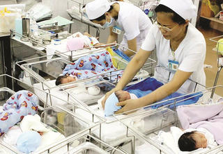 Lo ngại thực trạng chênh lệch mức sinh giữa các vùng