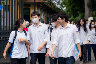 Vụ làm lộ đề thi tốt nghiệp THPT 2023: Thí sinh có thể bị xử lý ra sao?