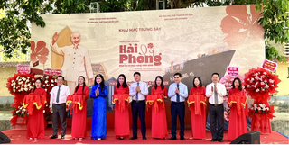 Trưng bày chuyên đề ‘Hải Phòng – Niềm tin và khát vọng vươn mình’