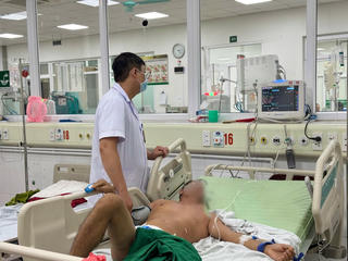 Nhiễm xoắn khuẩn vàng da sau mưa lũ