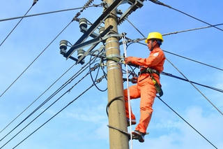 Thủ tướng yêu cầu bảo đảm cung ứng điện trong thời gian cao điểm năm 2025