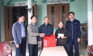 Tập trung chăm lo cho người nghèo đón Tết
