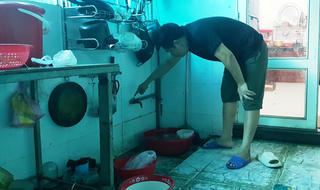 Khát nước sạch giữa lòng thành phố
