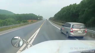 Vượt ẩu trên cao tốc Cam Lộ - La Sơn, tài xế ô tô con nói gì?