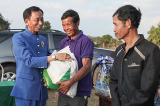 Tết ấm biên cương
