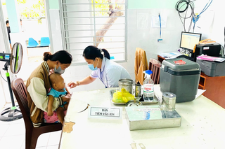 Đã có gần 17.000 trẻ em được tiêm vaccine phòng sởi