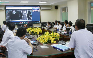 Khám, chữa bệnh từ xa: Nâng cao năng lực tuyến y tế cơ sở