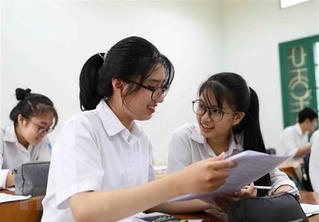 Tuyển sinh đại học năm 2023: Sẽ không còn điểm chuẩn chạm trần?