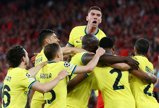 Thắng Benfica 2-0, Inter đặt 'một chân' vào bán kết Champions League