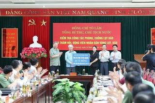 Mặt trận công bố danh sách chuyển tiền đợt 2 hỗ trợ các địa phương bị thiệt hại bởi cơn bão số 3