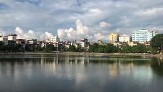Giữ ao hồ Hà Nội 