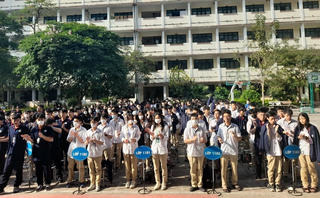 Tìm đất để xây trường mới