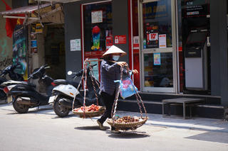 Thủ đô Hà Nội ngày nắng nóng, nhiệt độ cao nhất 36 độ C