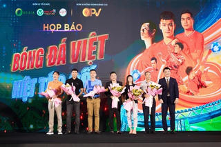 Người hâm mộ sẽ gặp lại HLV Henrique Calisto