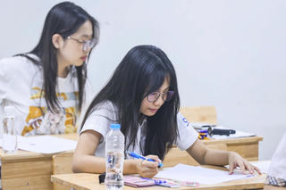 Đề thi minh họa lớp 10 Hà Nội: Tránh tình trạng học tủ