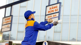 Giá xăng tăng sau 3 lần giảm liên tiếp
