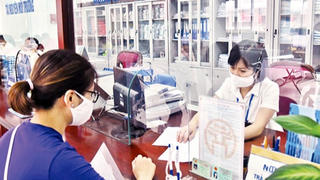 Tiếp tục tinh giản biên chế