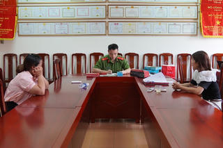 Hoà Bình: Giả vờ lấy chồng nước ngoài để chiếm đoạt tài sản