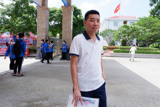 Ước mơ thành nhà giáo, người đàn ông 38 tuổi miệt mài đi thi tốt nghiệp