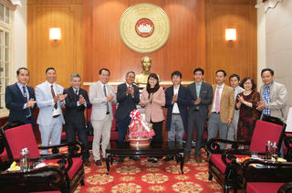 Chăm lo cho đồng bào tín hữu đón Tết an vui