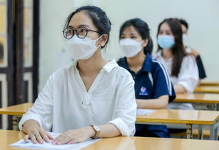 Tỷ lệ chọi vào lớp 10 chuyên tại Hà Nội tăng chóng mặt 
