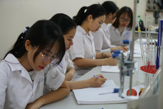 'Trường đại học hoạt động kém hiệu quả phải chấp nhận sáp nhập hoặc giải thể'