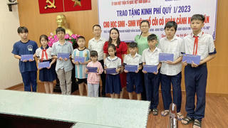 Gần 34 tỷ đồng hỗ trợ người nghèo