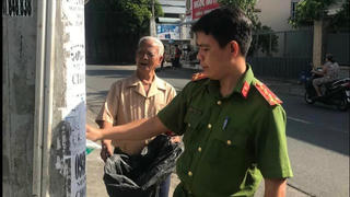 Gần dân, lắng nghe dân