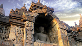 Sự mất tích của Borobudur - Ngôi đền Phật giáo lớn nhất thế giới