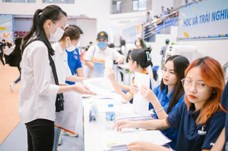 Có nên dùng chứng chỉ ngoại ngữ tuyển sinh?