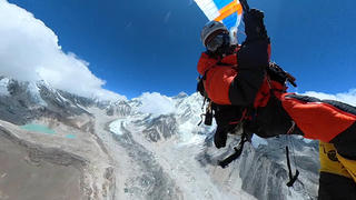 Pierre Carter - người đàn ông đi vào lịch sử khi nhảy dù khỏi đỉnh Everest
