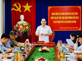 Phó Chủ tịch Hoàng Công Thủy kiểm tra công tác tôn giáo tại huyện Cư Kuin (Đắk Lắk)