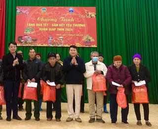 Xuân gắn kết yêu thương