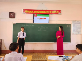 Thi thiết kế bài giảng điện tử tiếng Anh: ‘Nâng chất’ giáo viên