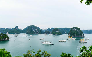 Vịnh Hạ Long nằm trong top 10 điểm đến đẹp nhất thế giới năm 2022