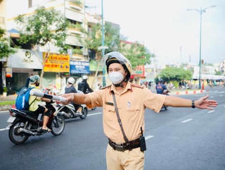 TP Hồ Chí Minh: CSGT ra quân 'tiếp sức' đảm bảo an toàn giao thông phục vụ kỳ thi lớp 10