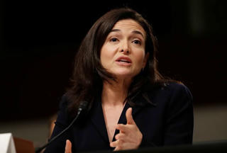 Sheryl Sandberg từ chức giám đốc Meta sau 14 năm gắn bó