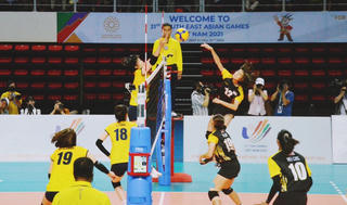 SEA Games 31: Bóng chuyền nữ Việt Nam đánh bại Malaysia 3-0 trong trận đấu thứ 2