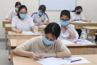Trượt tốt nghiệp THPT năm 2024: Được thi lại đúng chương trình đã học