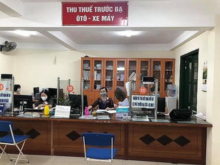 Triển khai nộp lệ phí trước bạ ô tô, xe máy online trên toàn quốc