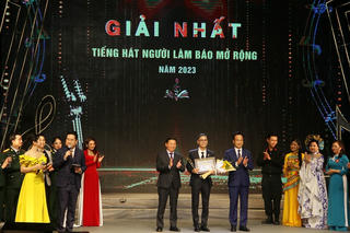 Trao giải cuộc thi Tiếng hát Người làm báo mở rộng năm 2023