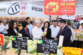 'Người Việt Nam ưu tiên dùng hàng Việt Nam': Thay đổi nhận thức mới thay đổi hành vi